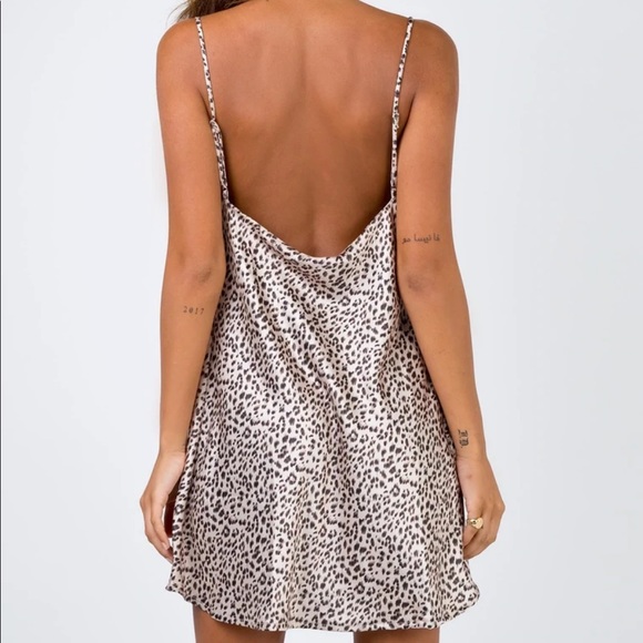 LEOPARD BETTA VANORE MINI DRESS - Picture 5 of 7